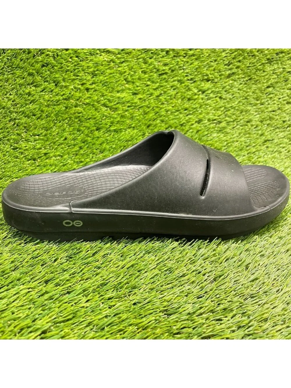 Oofos OOahh Mens Size 13 All Black Beach Walking Outdoor Recovery Slide Sandals